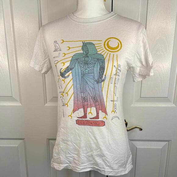 Marvel Moon Knight Graphic Tee - Unique Design - Picture 2 of 4